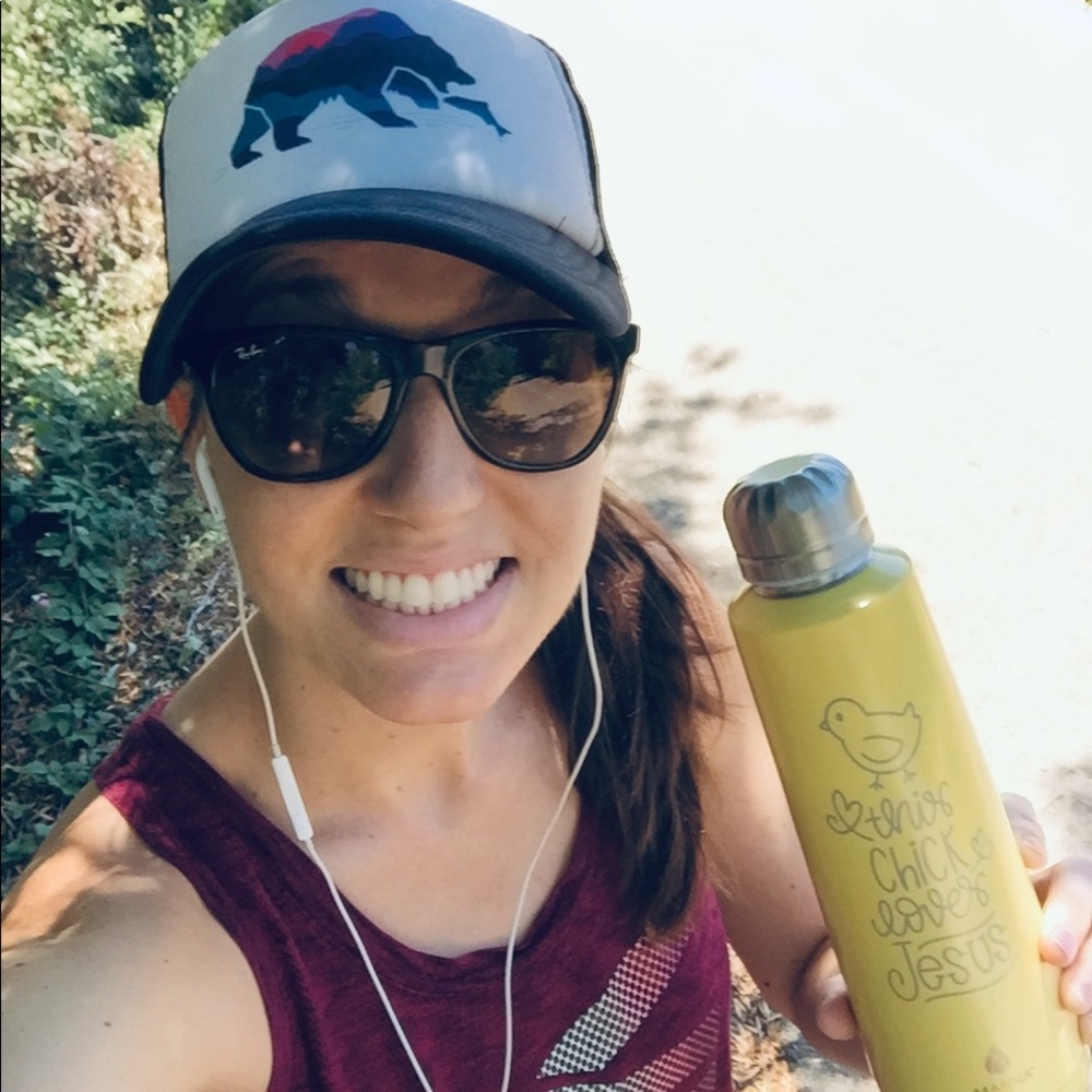 Meet your Posher, Betsie